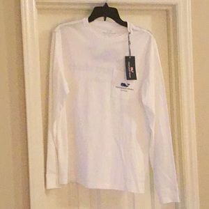 NWT Vineyards vines Mens pocket T-shirt